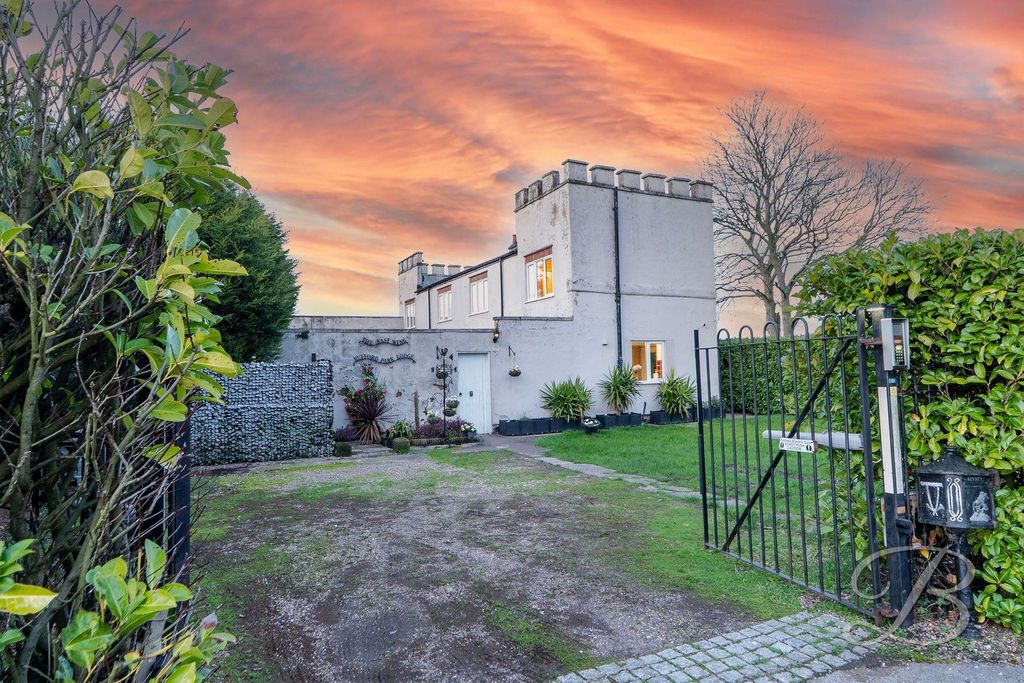 Property photo 1 of 37 -Sn5_4Ig.Jpg