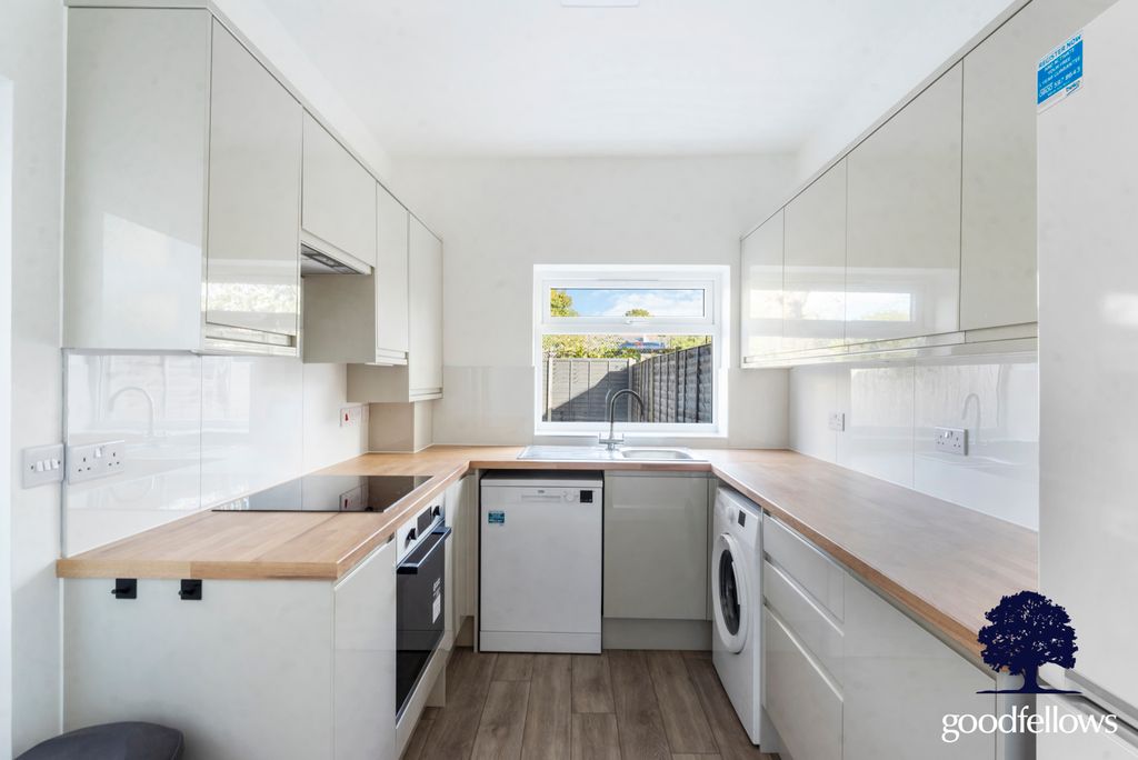 Property photo 1 of 11 Picture No. 02