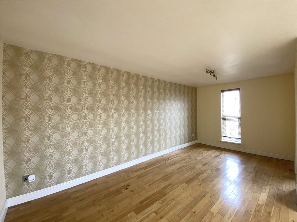 Property photo 3 of 10 Picture No. 09