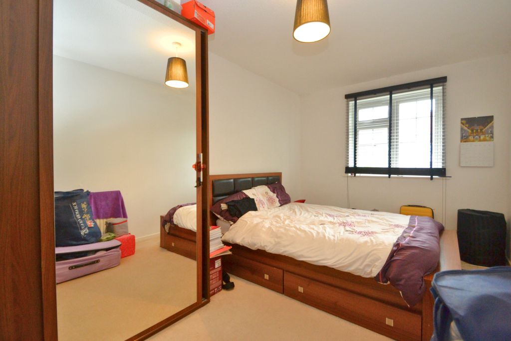 Property photo 3 of 5