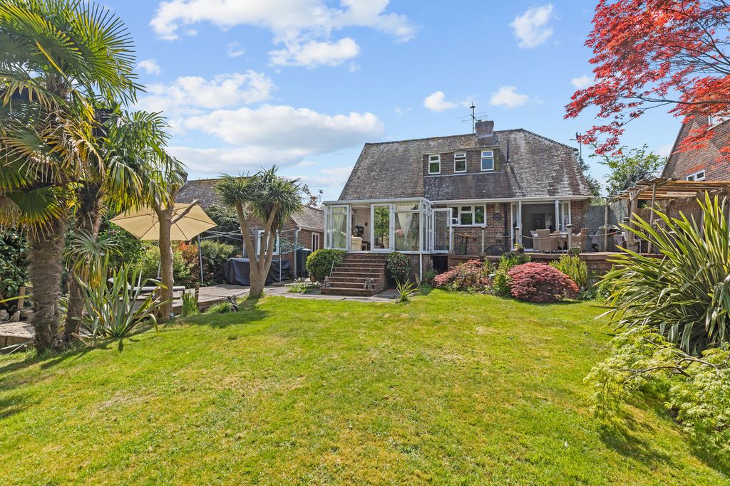 Property photo 1 of 19