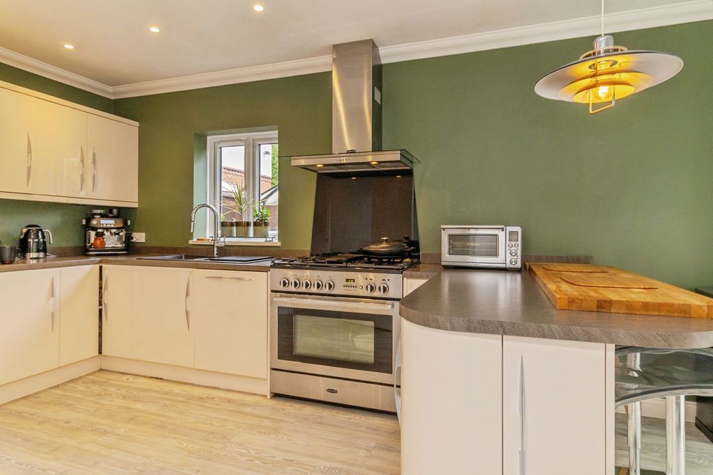 Property photo 3 of 25 A06A7365