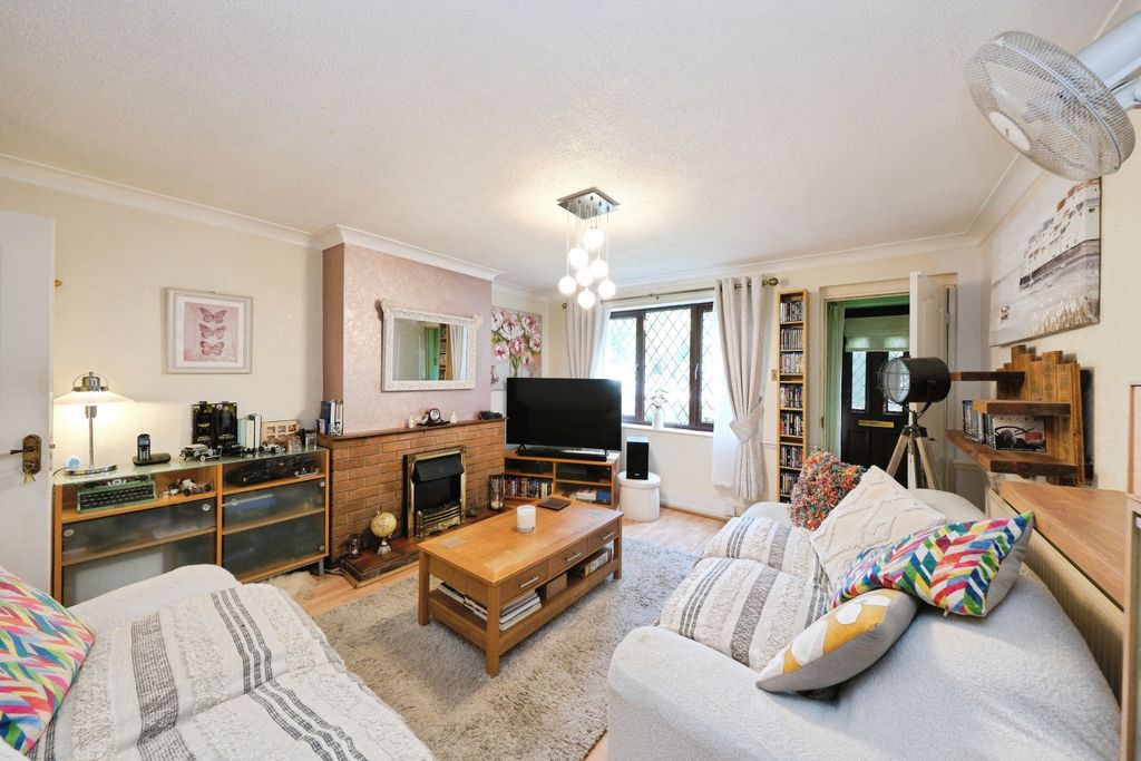 Property photo 3 of 25 Img_8551