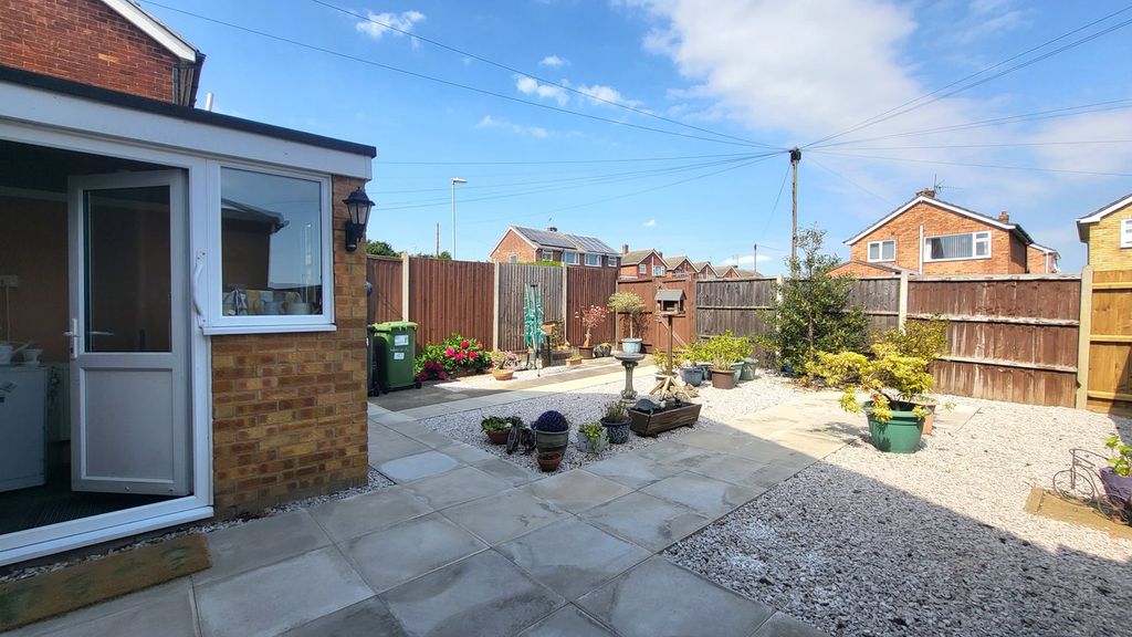 Property photo 3 of 19