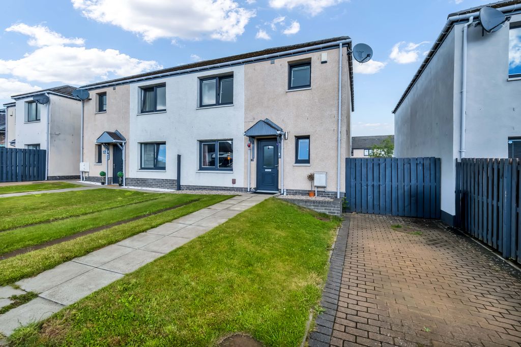 Property photo 1 of 36