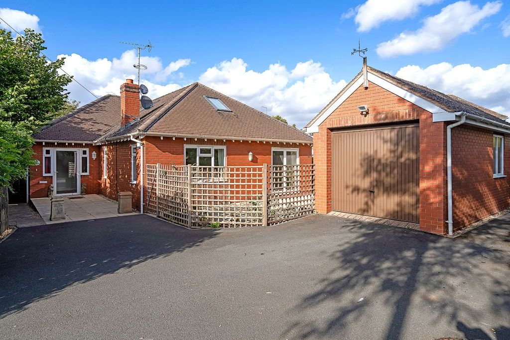 Property photo 1 of 23