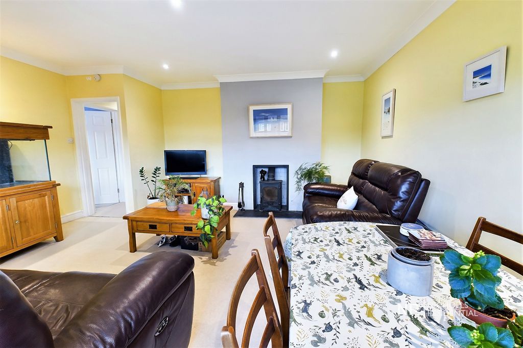 Property photo 3 of 11 Not Specified