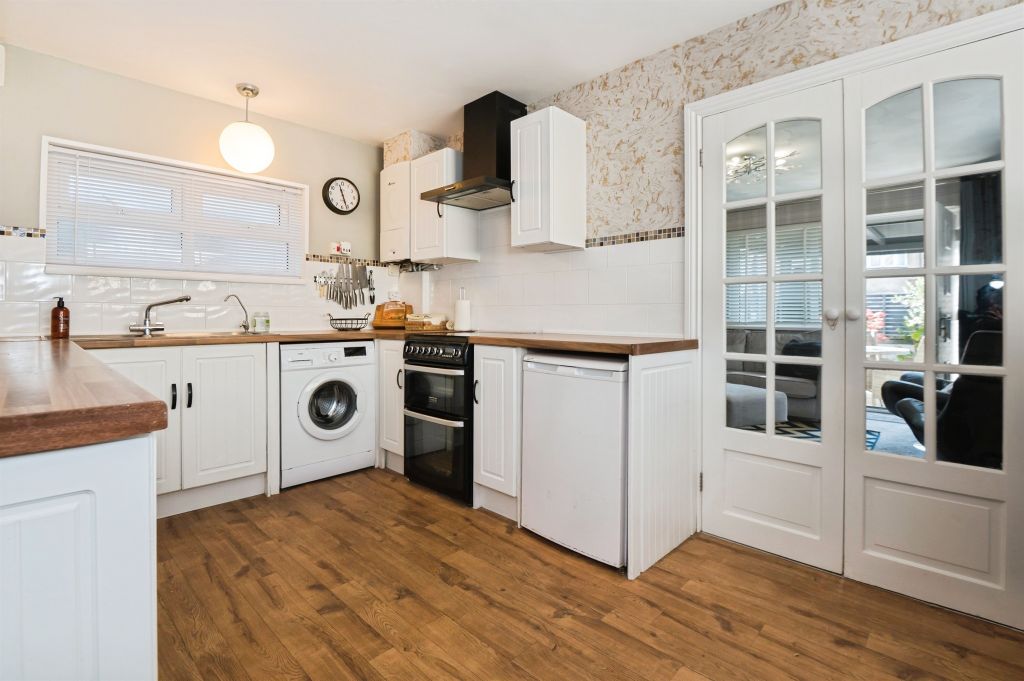 Property photo 3 of 17