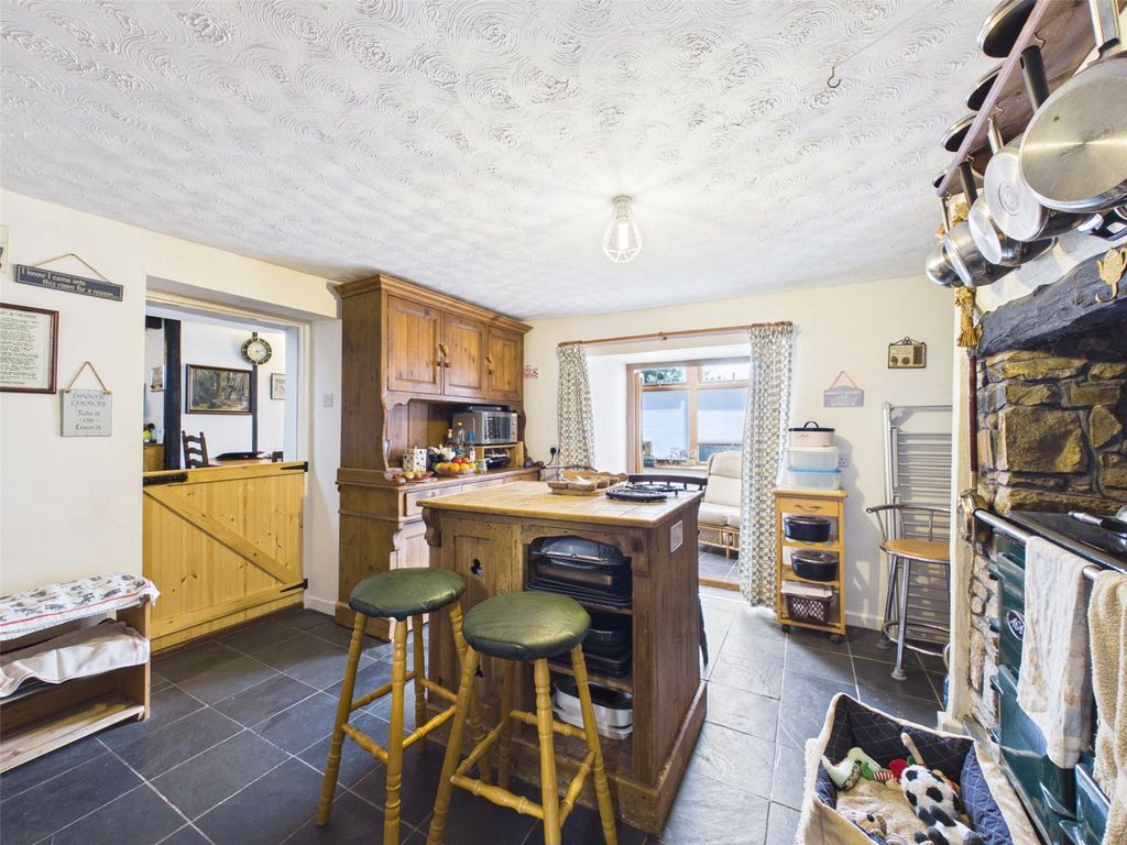 Property photo 2 of 39 Picture No. 22