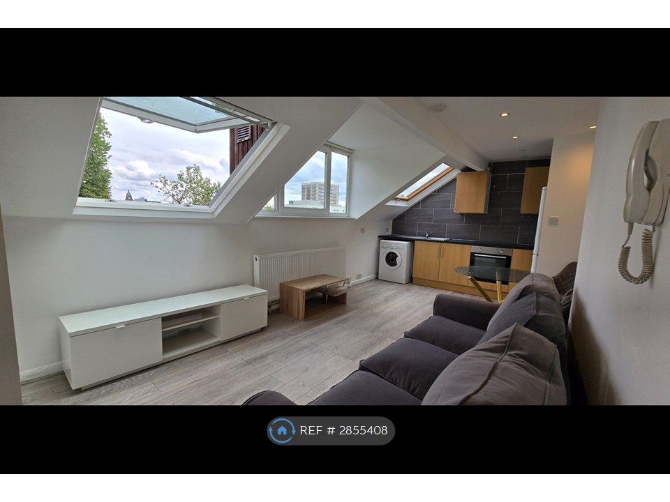 Property photo 3 of 21