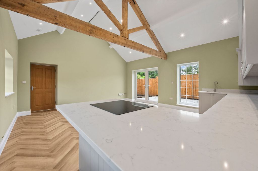 Property photo 1 of 25