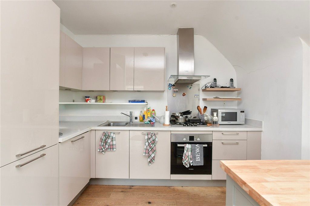 Property photo 3 of 13 Kitchen