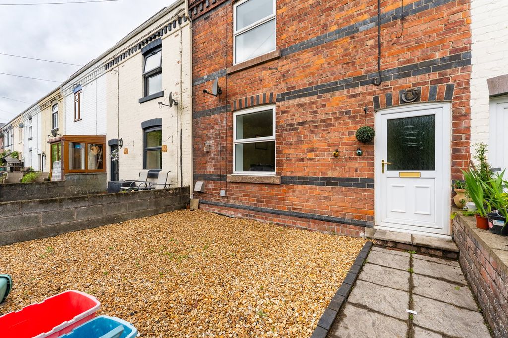 Property photo 3 of 39