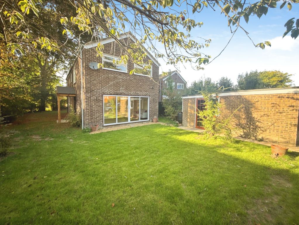 Property photo 1 of 12