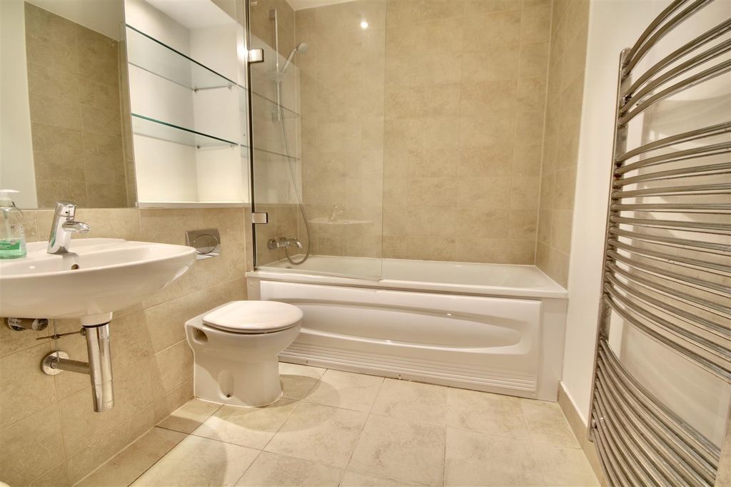 Property photo 2 of 7 A-Ehv6W1F0S4Mfw6Auug1W.Jpg