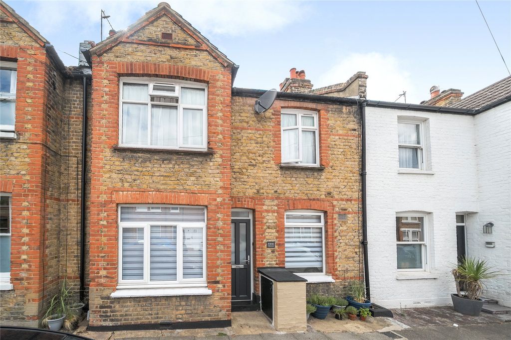 Property photo 1 of 18 Picture No. 02