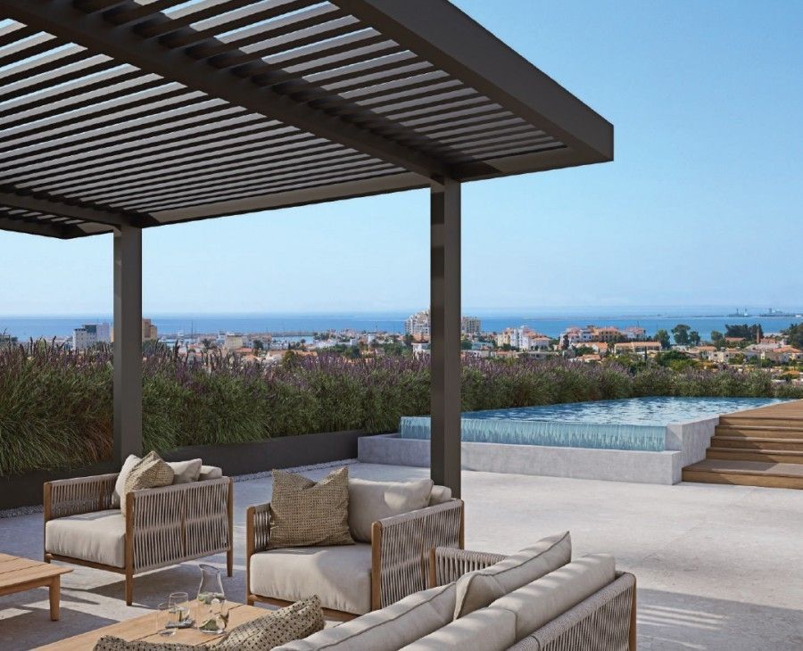 Property photo 1 of 2