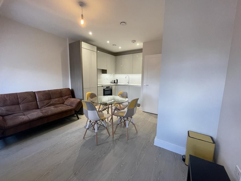 Property photo 2 of 12