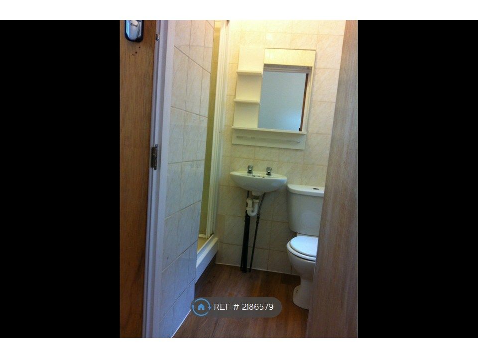 Property photo 3 of 3