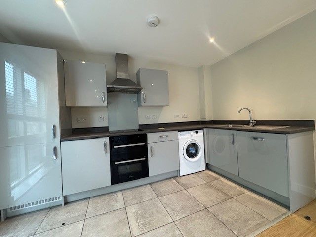 Property photo 1 of 8 Image