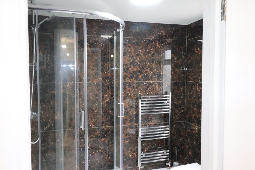 Property photo 3 of 3