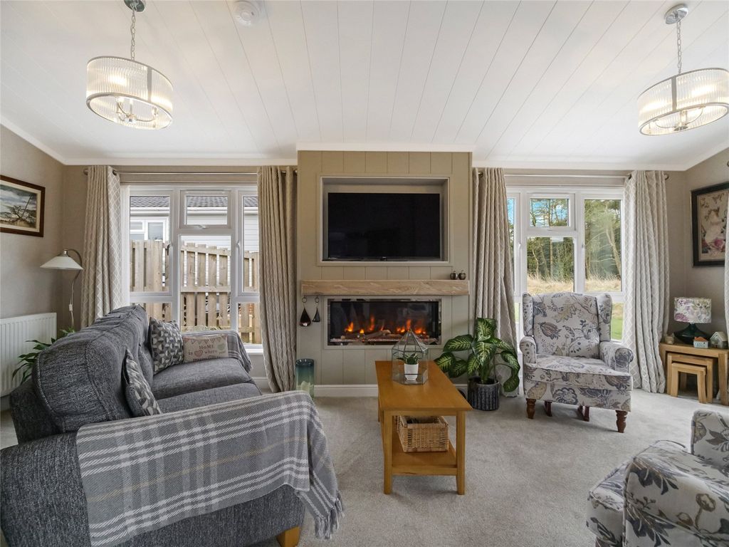 Property photo 2 of 17 Picture No. 04