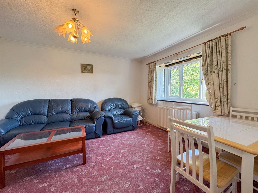 Property photo 3 of 14 Untitled-248.Jpg