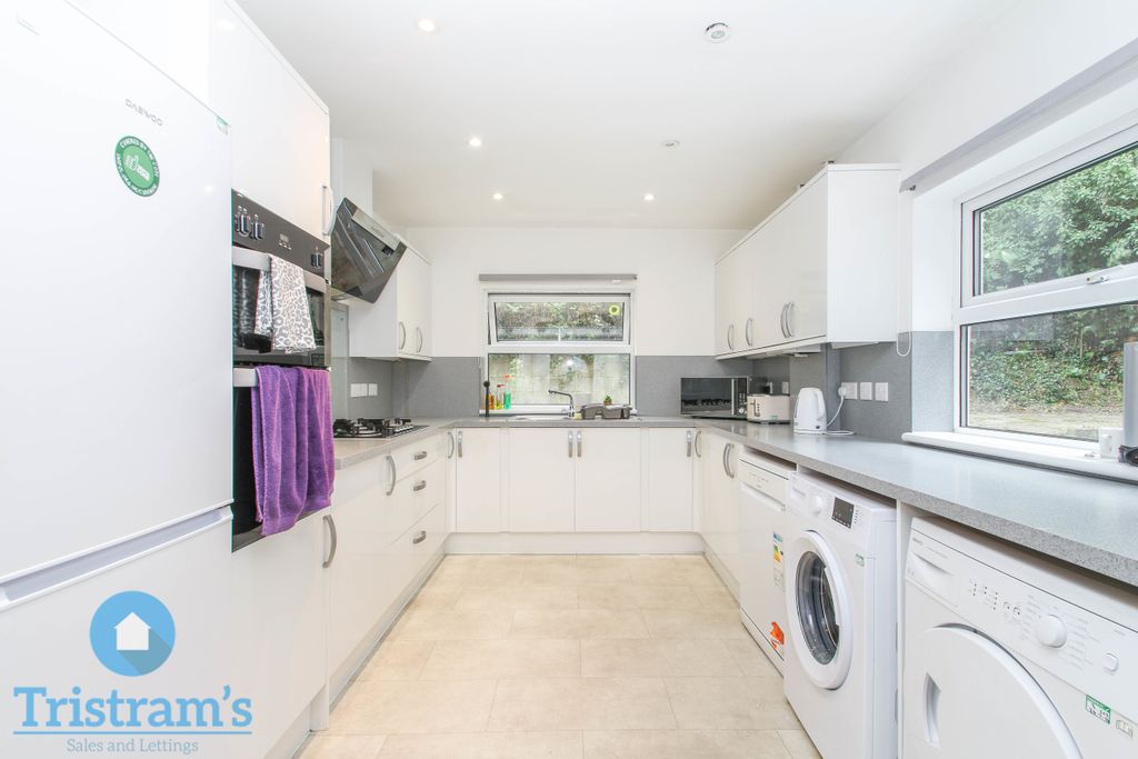 Property photo 1 of 24 Img_3893