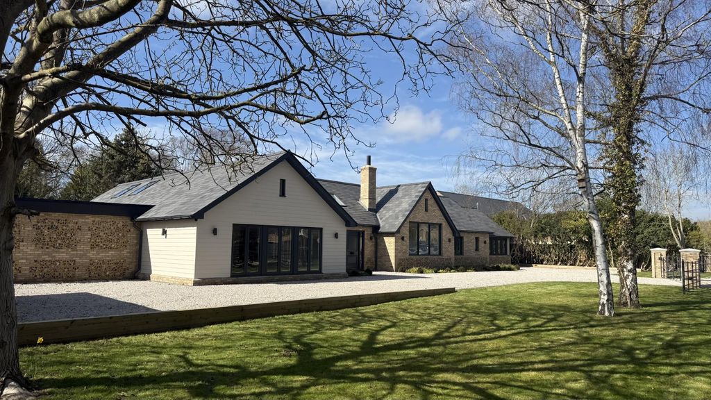 Property photo 1 of 29 Image