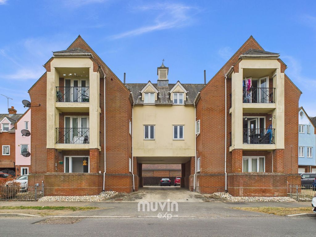 Property photo 1 of 10