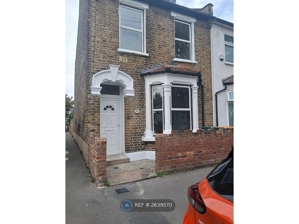 Property photo 1 of 10 Front And Garden