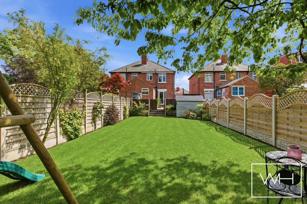 Property photo 2 of 20 20 Cusworth Lane, Cusworth 23
