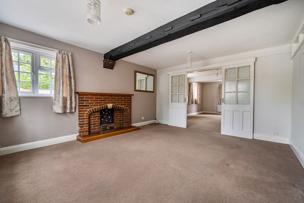 Property photo 2 of 25 1329335-10-688746...