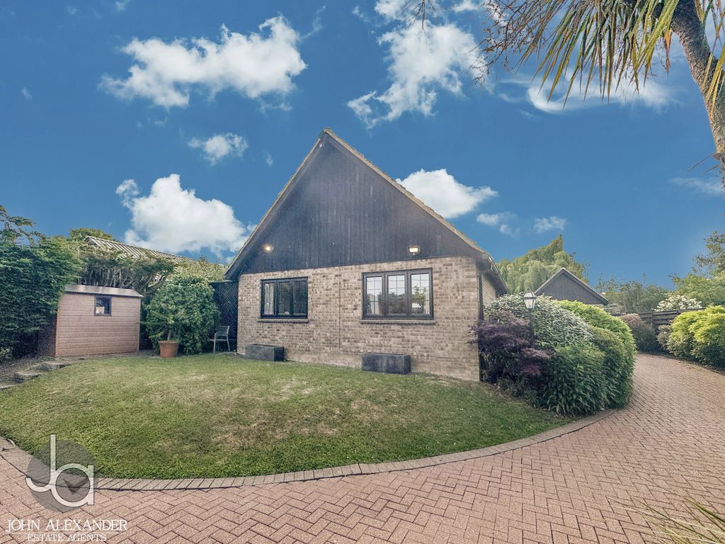 Property photo 1 of 45