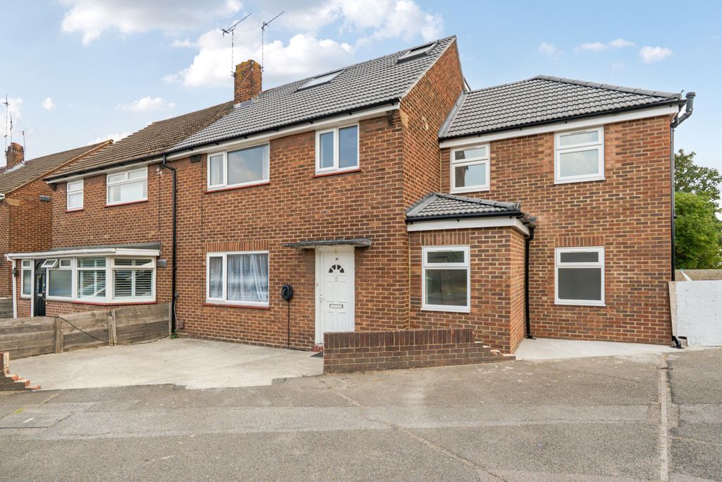 Property photo 1 of 19 1496080-15-6A60Ec...