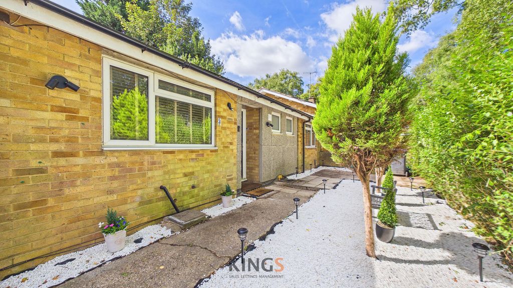 Property photo 1 of 19 Exterior