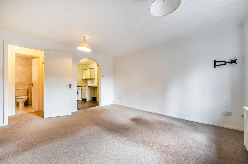 Property photo 3 of 10