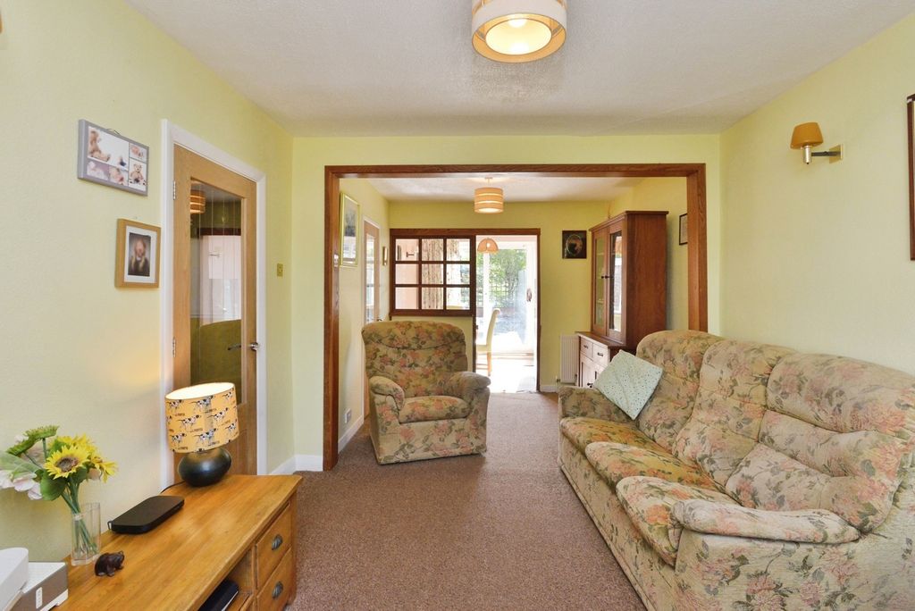 Property photo 2 of 20 Pbox-Img.Jpg