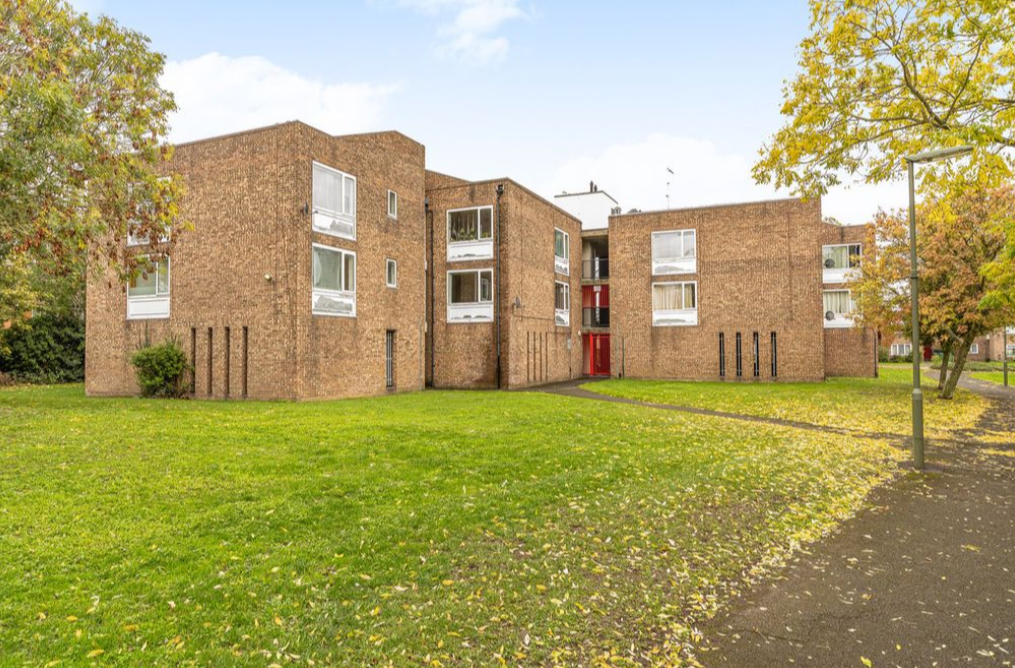 Property photo 1 of 8