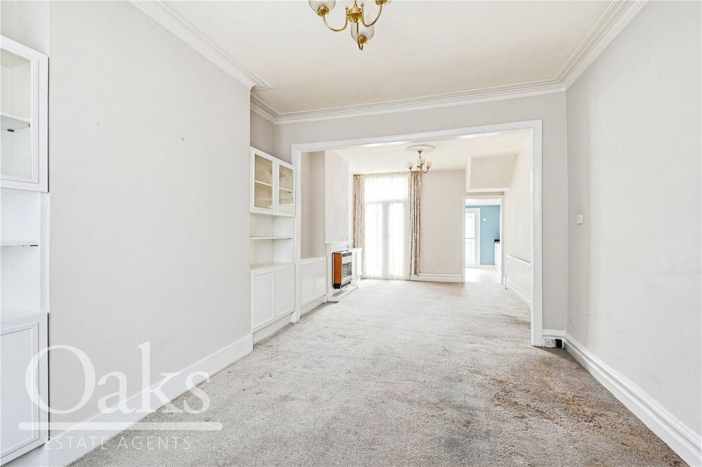 Property photo 3 of 8 Picture No. 05