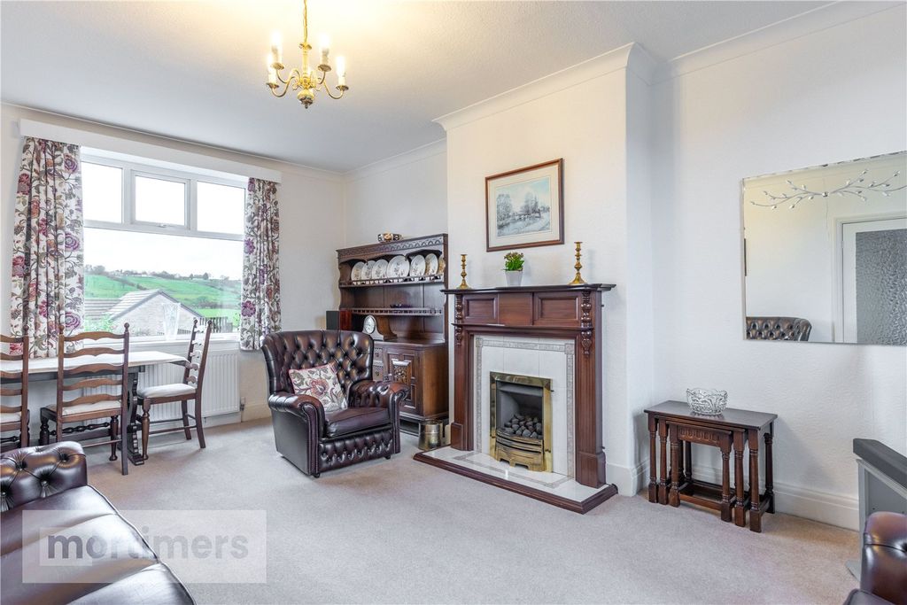 Property photo 2 of 17 Living Room