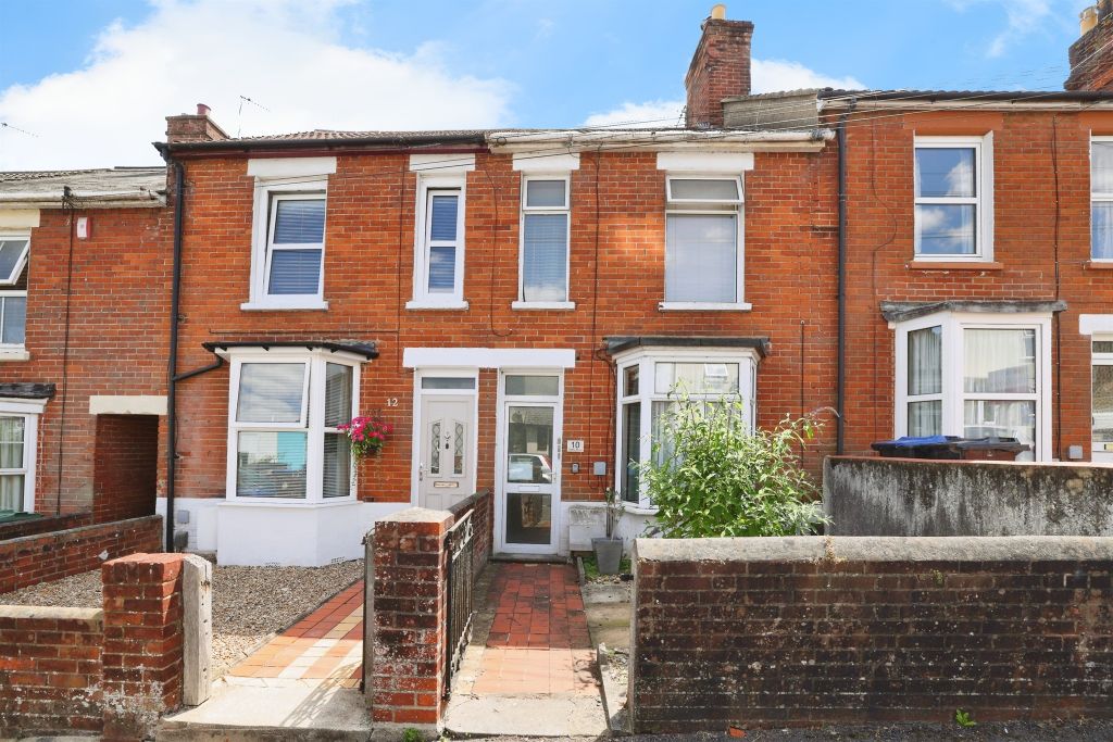 Property photo 1 of 11