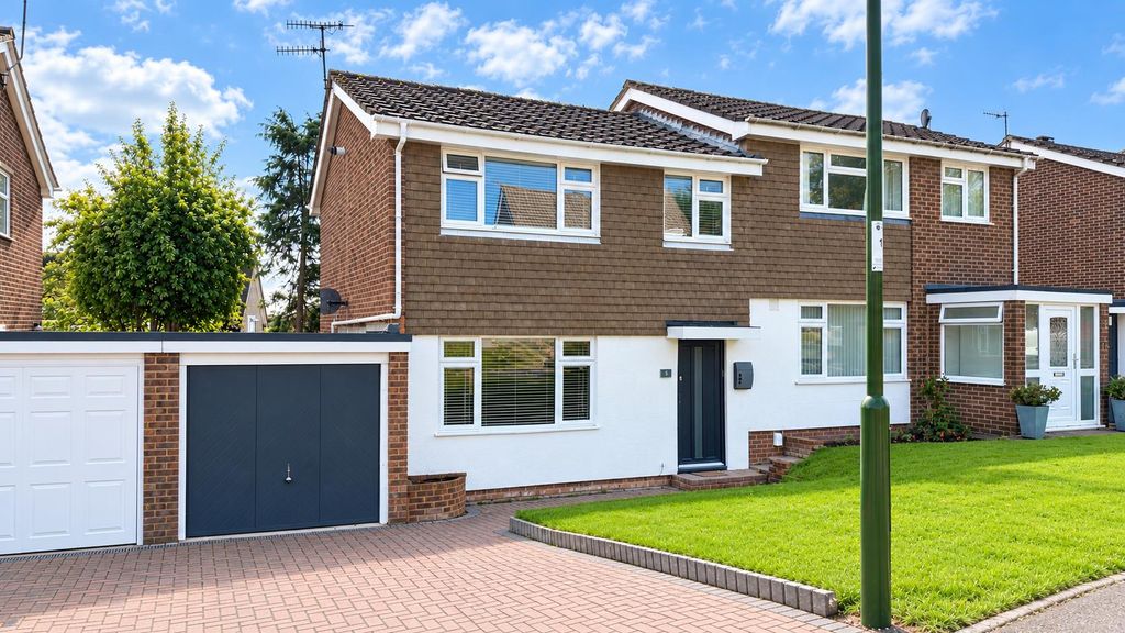 Property photo 1 of 17 Berebis Front.Png