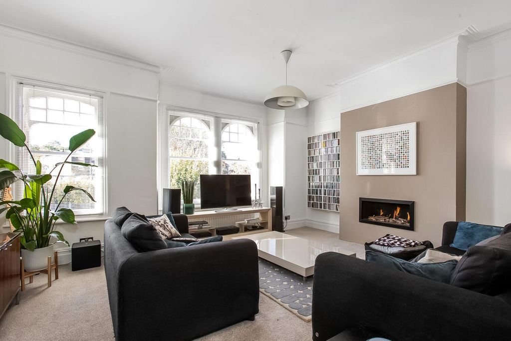 Property photo 2 of 16 R2A1840-1-1500x1000.Jpg