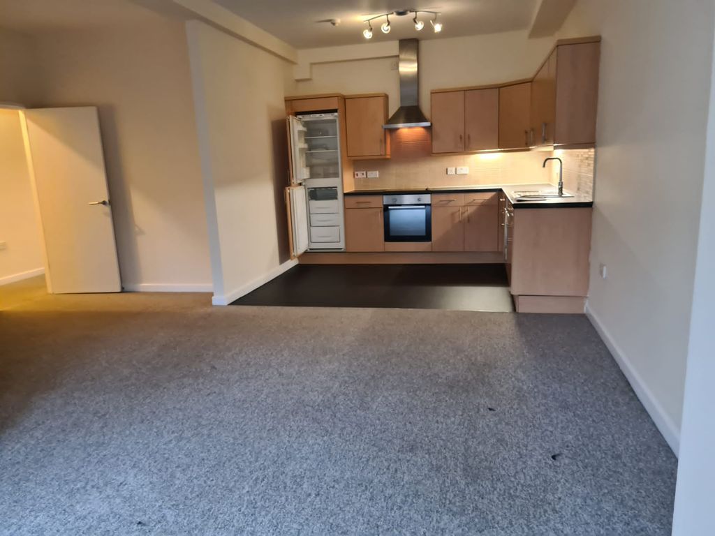 Property photo 2 of 5 Kitchen