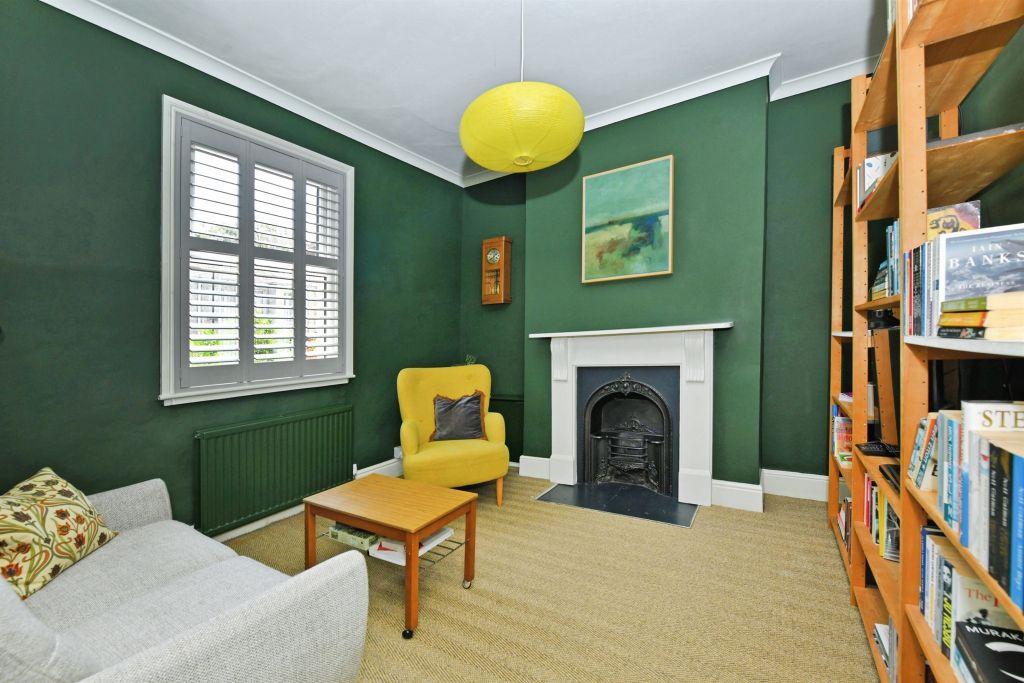 Property photo 2 of 16