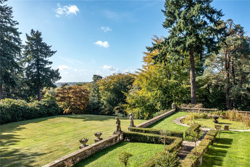 Property photo 3 of 24 Gardens &amp; Grounds