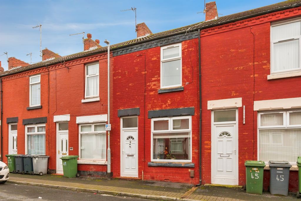 Property photo 1 of 16