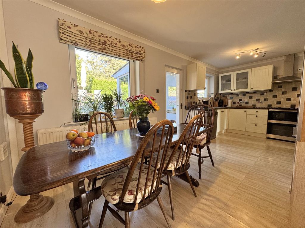 Property photo 3 of 30 Img_9421.Jpeg