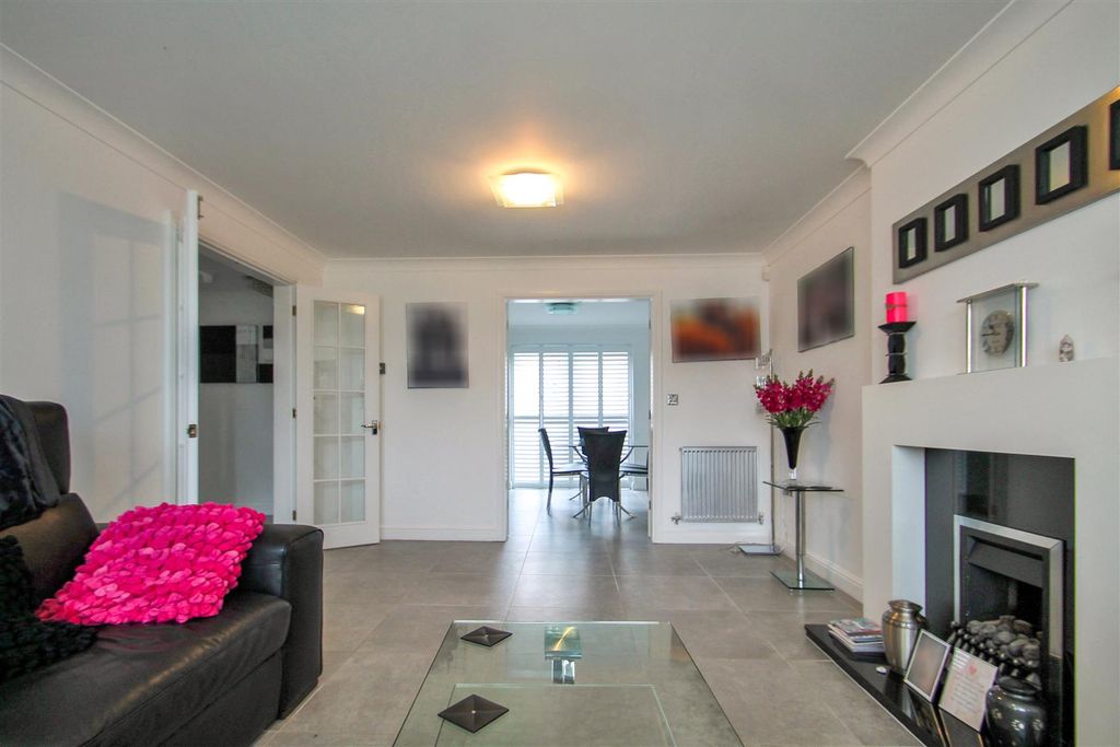 Property photo 3 of 29 Img_2546.Jpg